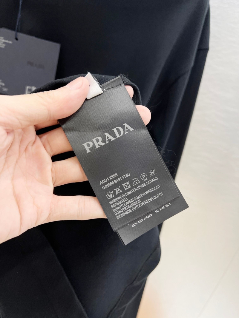 Pra*a t-shirt